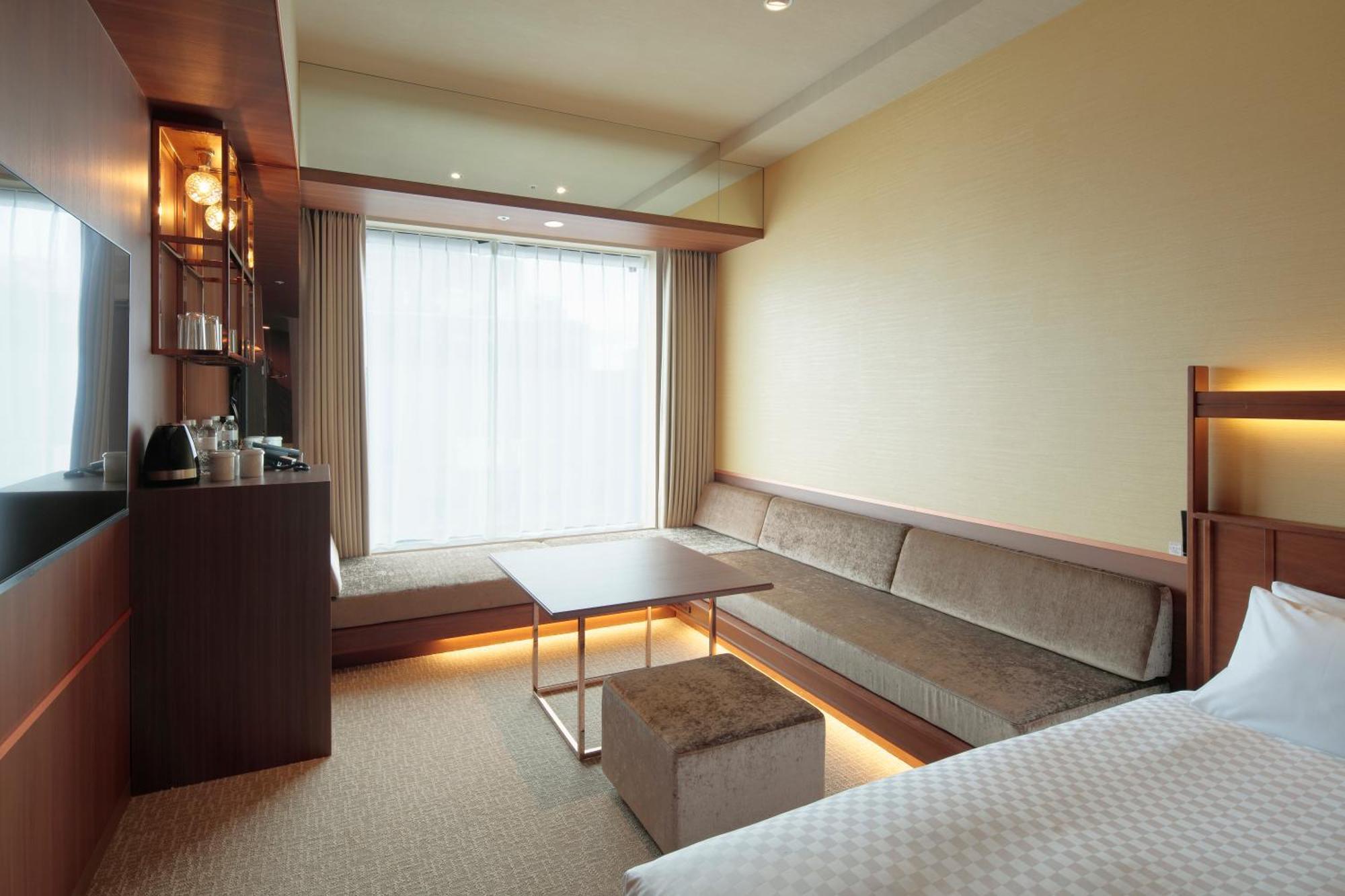 Candeo Shinsaibashi Hotel Ōsaka