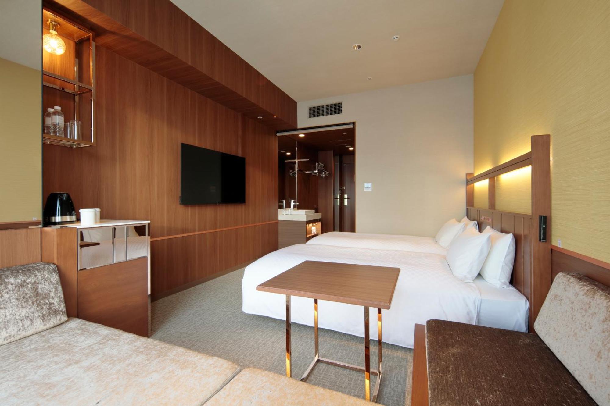 Candeo Shinsaibashi Hotel Ōsaka